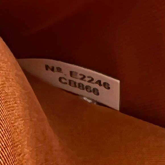 COACH NWT Medium Corner Zip Wallet Colorblock Maroon Burgundy snakeskin leather - Picture 13 of 14